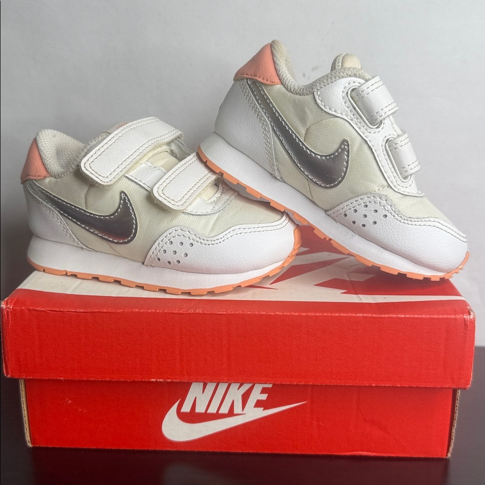 Girls (Toddler) size 5 Nikes
